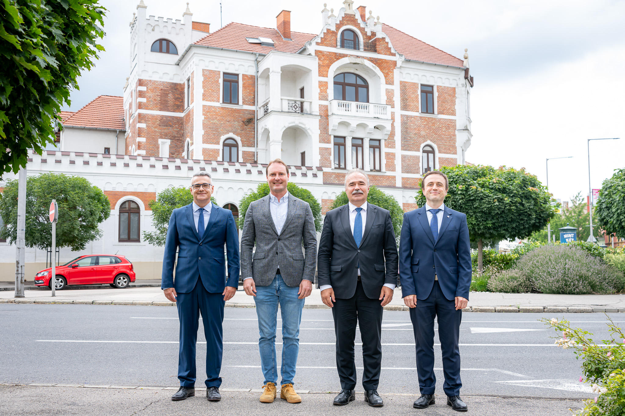 ovari_fejlesztesek (3).jpg